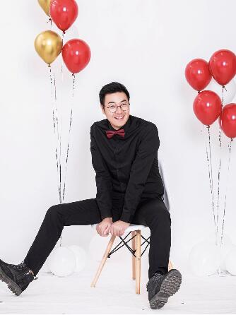 播音教师 黄林俊